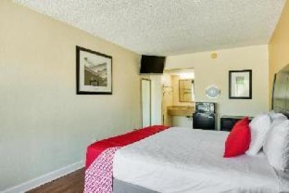 OYO Hotel Orlando South Orange Blossom Trail - image 18