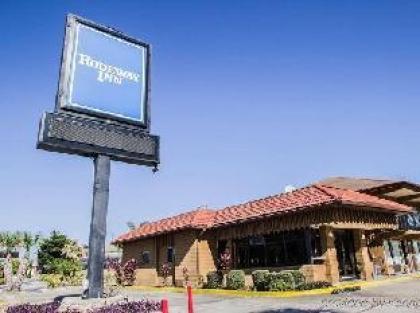 OYO Hotel Orlando South Orange Blossom Trail - image 5