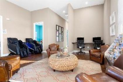 Bedrooms  2 Bathrooms  West Lucaya 3232 WA - image 17