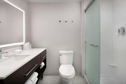 Home2 Suites by Hilton Orlando Southeast Nona - image 6
