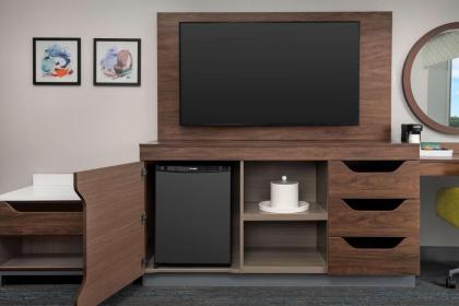 Hampton Inn Orlando Southeast Nona - image 13