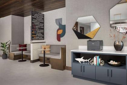 Hampton Inn Orlando Southeast Nona - image 23