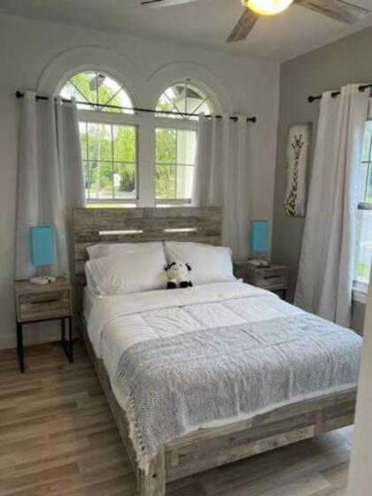 1st floor apt 3 bed/ 2 bath in downtown orlando - image 13