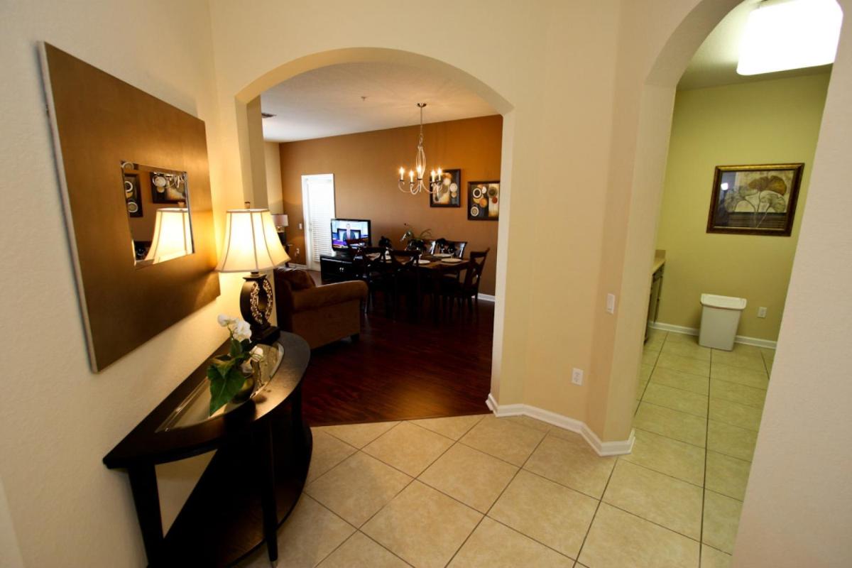 IT362 - Vista Cay Resort - 3 Bed 2 Baths Condo - main image