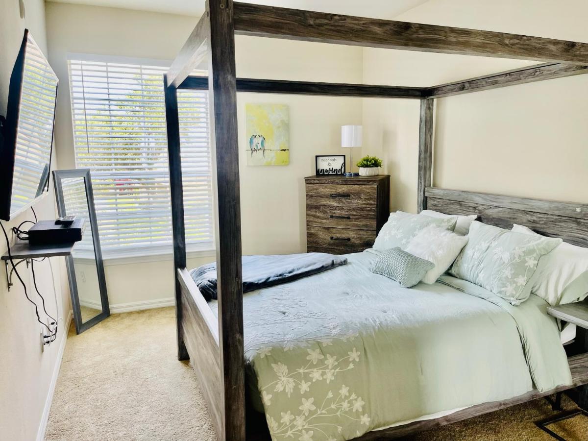 Relax and Unwind 2br 2ba King - main image
