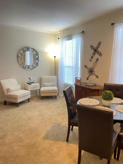 Relax and Unwind 2br 2ba King - image 10