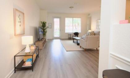 NEW! Vista Cay Luxury Mirage condo - image 4