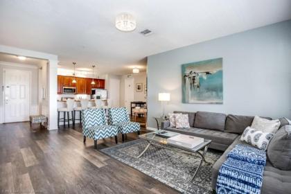 Lake View 3 Bedroom In Vista Cay Resort condo