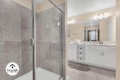 Bedrooms  2 Bathrooms  Storey Lake 4731-304 CT