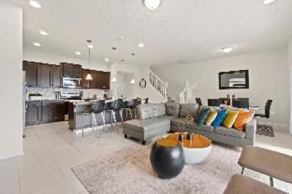 Luxury  5 BR Close to Disney  w/pool Florida