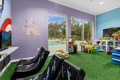 Bedrooms  2 Bathrooms  Lucaya Village 1-102 Florida