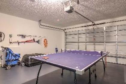 Amanda's Cozy Clear Creek Vacation Home - image 7