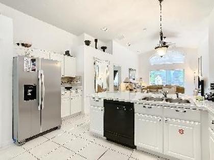 Cristine's Seasons Vacation Home Florida