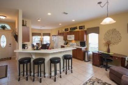 Ken's West Haven Vacation Home - image 11