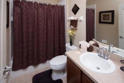 Ken's West Haven Vacation Home - image 12