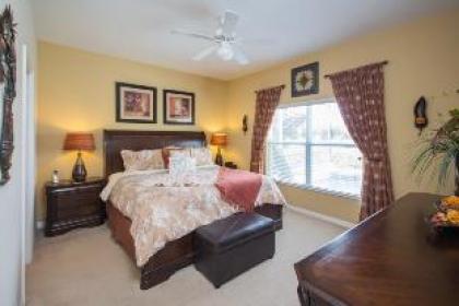 Ken's West Haven Vacation Home - image 9
