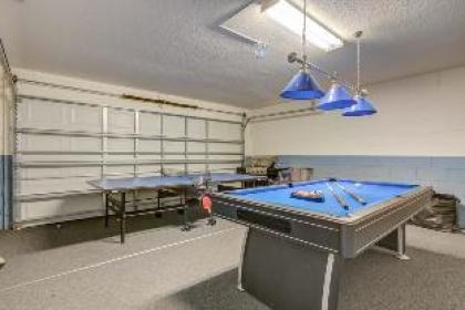 Kevin's Highgate Park Vacation Home - image 16