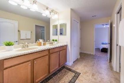 Luxury Champions Gates Vacation Home - image 11