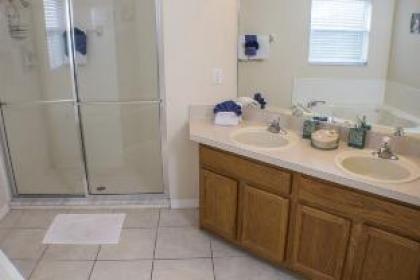 Shannon's Glenbrook Vacation Home - image 11
