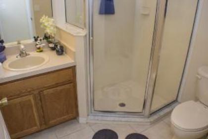 Shannon's Glenbrook Vacation Home - image 16