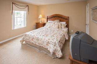Magne's Sand Hill Vacation Home - image 5
