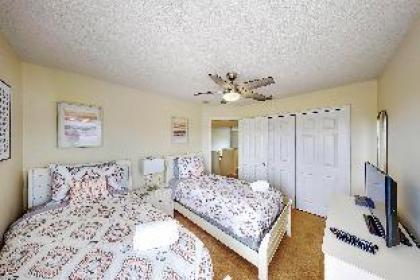 William's Lake Berkley Resort Vacation Home - image 9