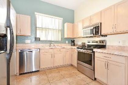 Allure Villa - image 12