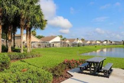 Bloomingdale Villa - image 15