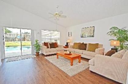 Bloomingdale Villa - image 4