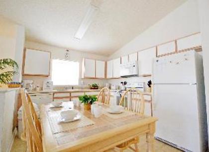 Bloomingdale Villa - image 7