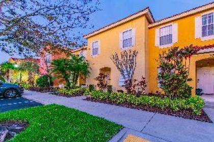 Pompano Place - image 11