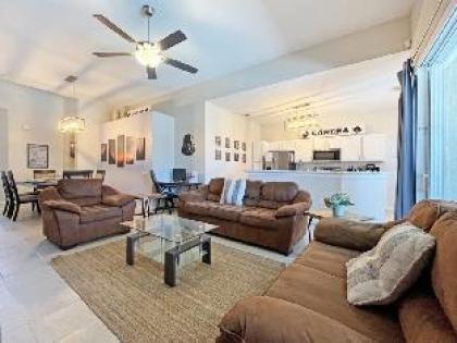 Callaghan Cantina - image 10