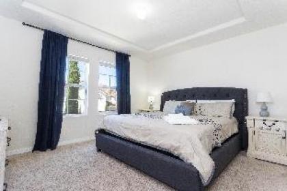 Great Family Home near Disney private pool Solterra Resort. - image 5