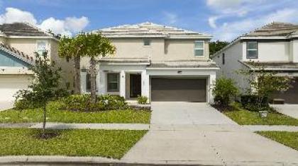 Nice Family Pool Home near Disney Game Room Bellavida Resort. - image 20