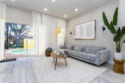 Amazing Family Home near Disney private pool Encantada Resort. - image 20