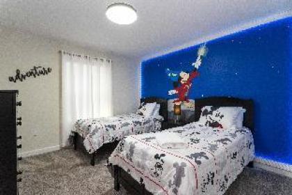 Great Family Home near Disney private pool at Champions Gate Resort. - image 10