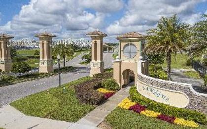 Great Family Home near Disney private pool at Champions Gate Resort. - image 9