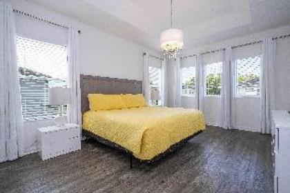 Great Family Home near Disney private pool Bellavida Resort. - image 14