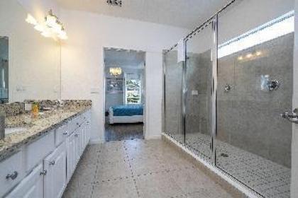 Great Family Home near Disney private pool Bellavida Resort. - image 9