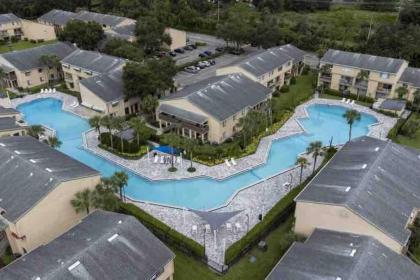 Condo near Orlando Airport