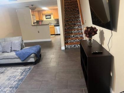 Condo near Orlando Airport - image 11