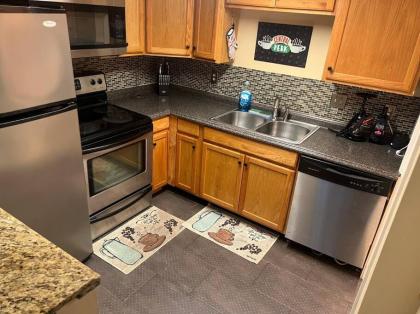 Condo near Orlando Airport - image 2