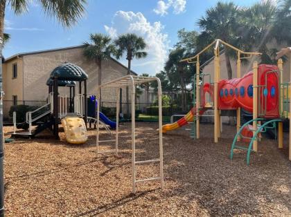 Condo near Orlando Airport - image 4