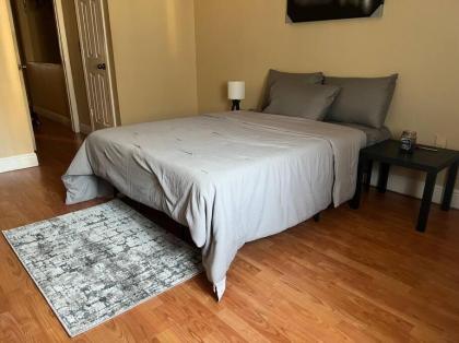 Condo near Orlando Airport - image 9
