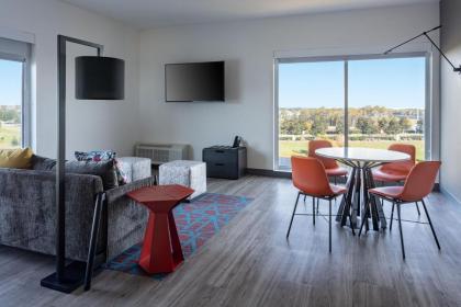 Aloft Orlando Lake Nona - image 14