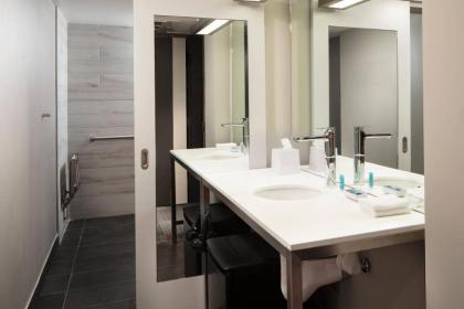 Aloft Orlando Lake Nona - image 22