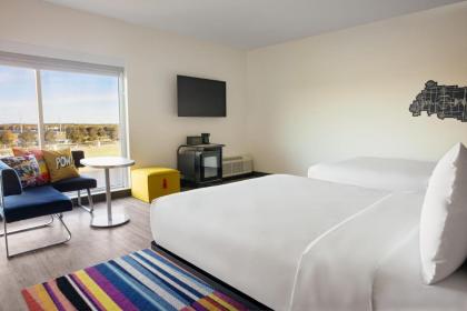 Aloft Orlando Lake Nona - image 3