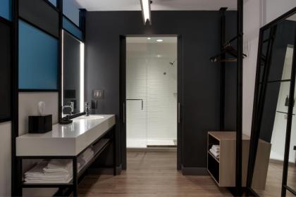 Aloft Orlando Lake Nona - image 6