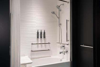 Aloft Orlando Lake Nona - image 7