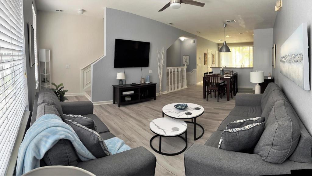 New 2 bed Townhome: SERENITY at Your Vista Cay near all theme parks and convention center  - main image